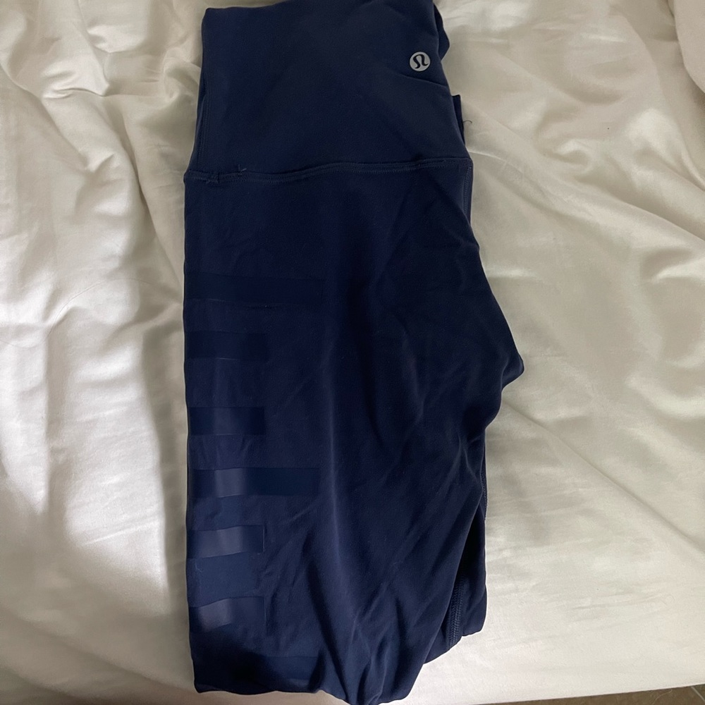 Lululemon Align high rise *graphic*